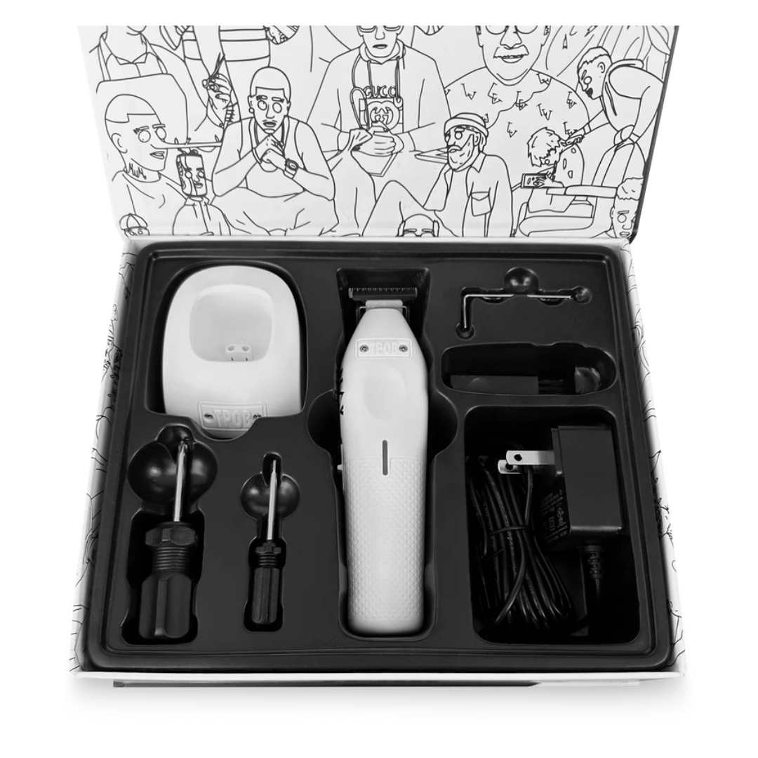 PLAY White Trimmer + FREE Psycho Blade
